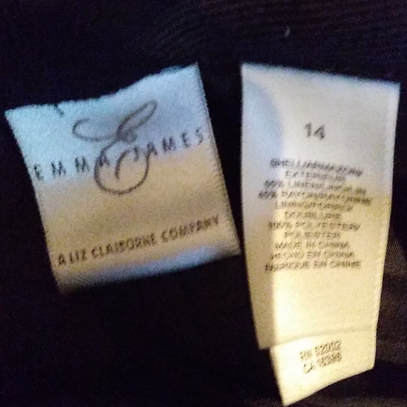 14 dk blue front pocs,button down front Skirt - Picture 4 of 4